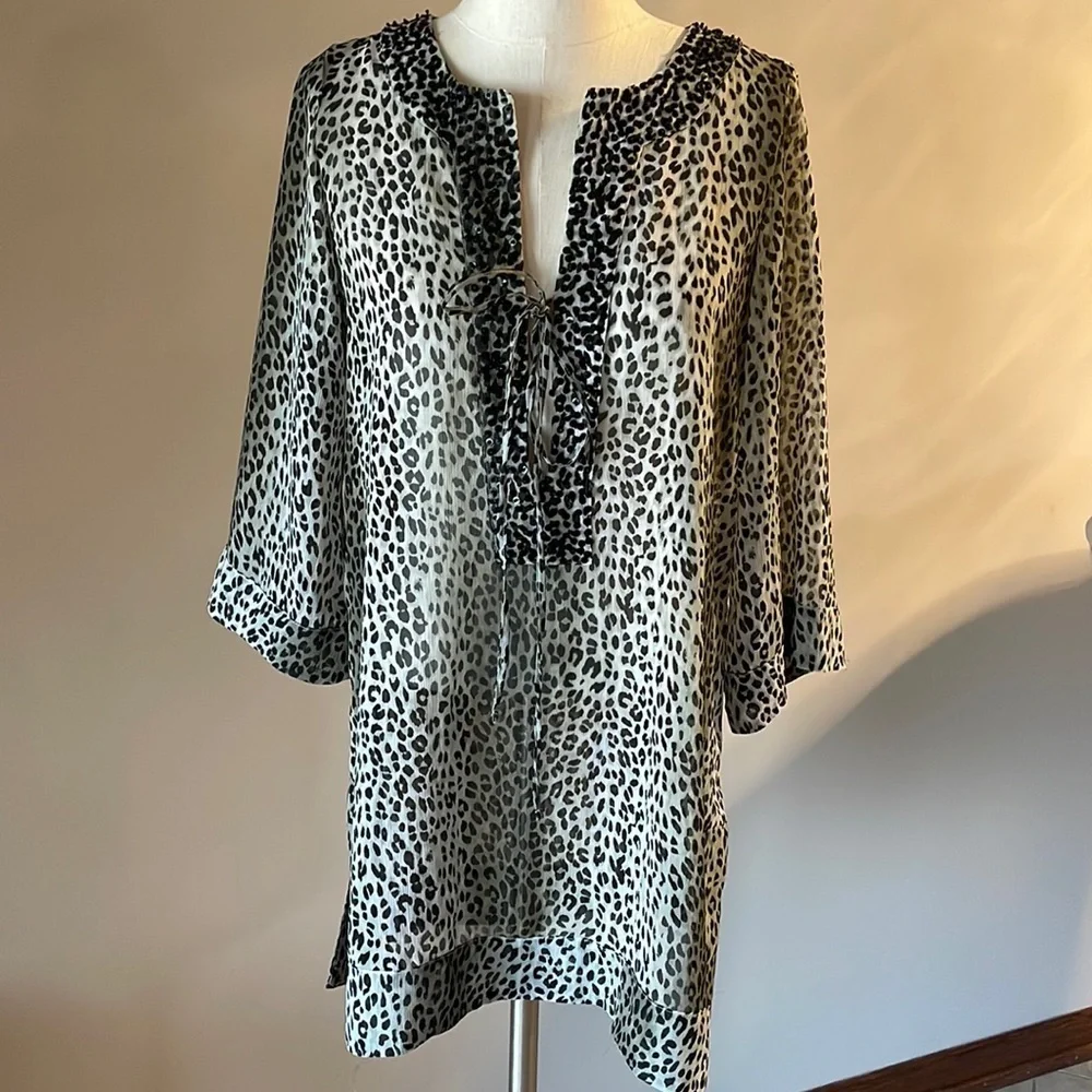 Tommy Bahama beach cover up sequins animal cheetah  print green black size Small